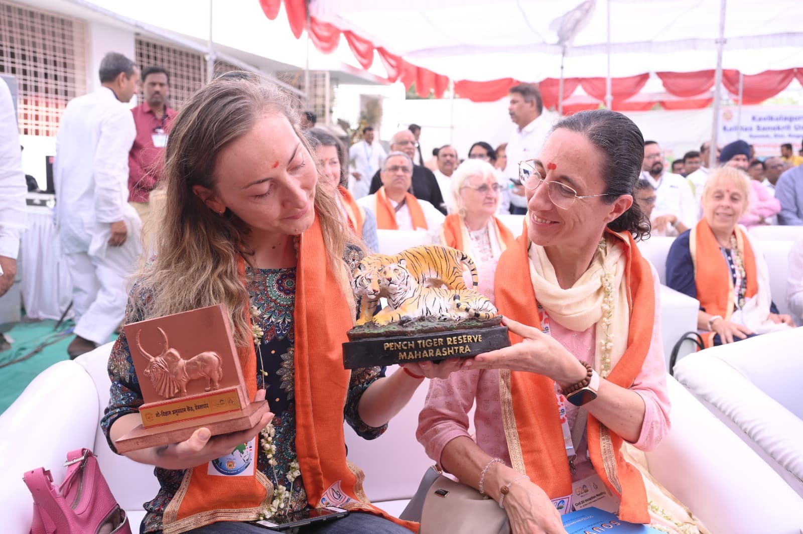 Token gifts — Indian Bull idol to G20 delegates